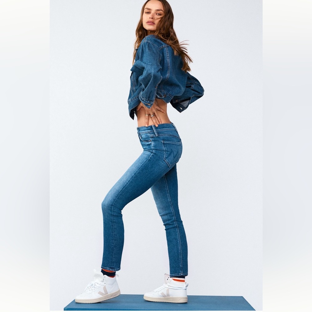 Mother The Dazzler mid-Rise Straight Ankle Jeans